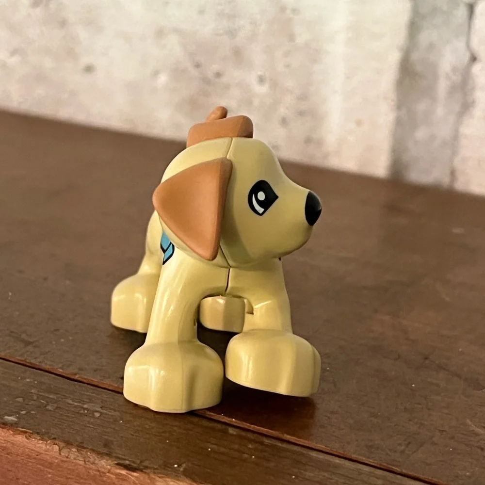 Lego Duplo Tan Puppy Dog Pet W/ Heart Vest Harness Service Dog Companion - Picture 2 of 6